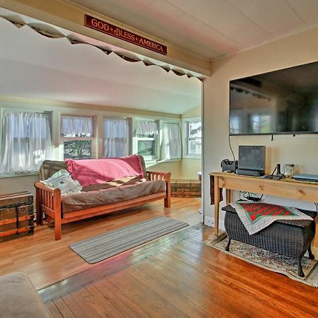 Cozy Buzzards Bay Home Steps To Cape Cod Canal! ボーン エクステリア 写真