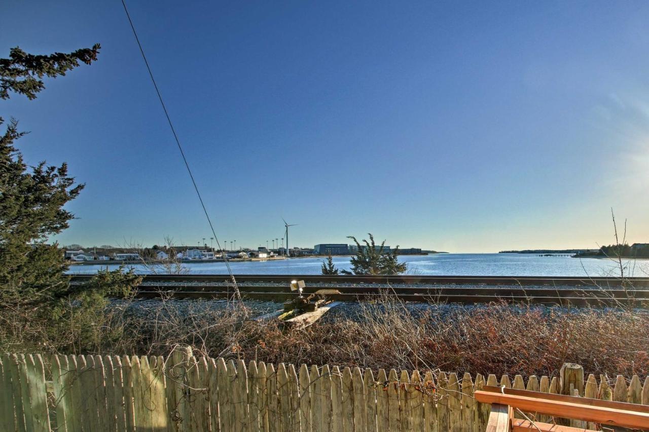 Cozy Buzzards Bay Home Steps To Cape Cod Canal! ボーン エクステリア 写真
