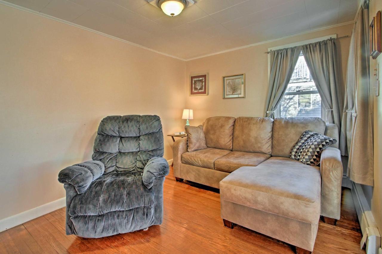 Cozy Buzzards Bay Home Steps To Cape Cod Canal! ボーン エクステリア 写真
